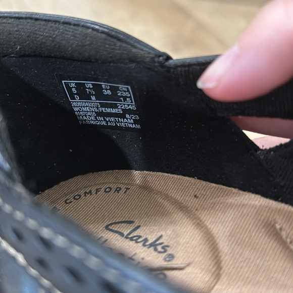 NEW Women’s Clarks Ashland Spin Q Leather Slip On Loafers - Picture 6 of 7